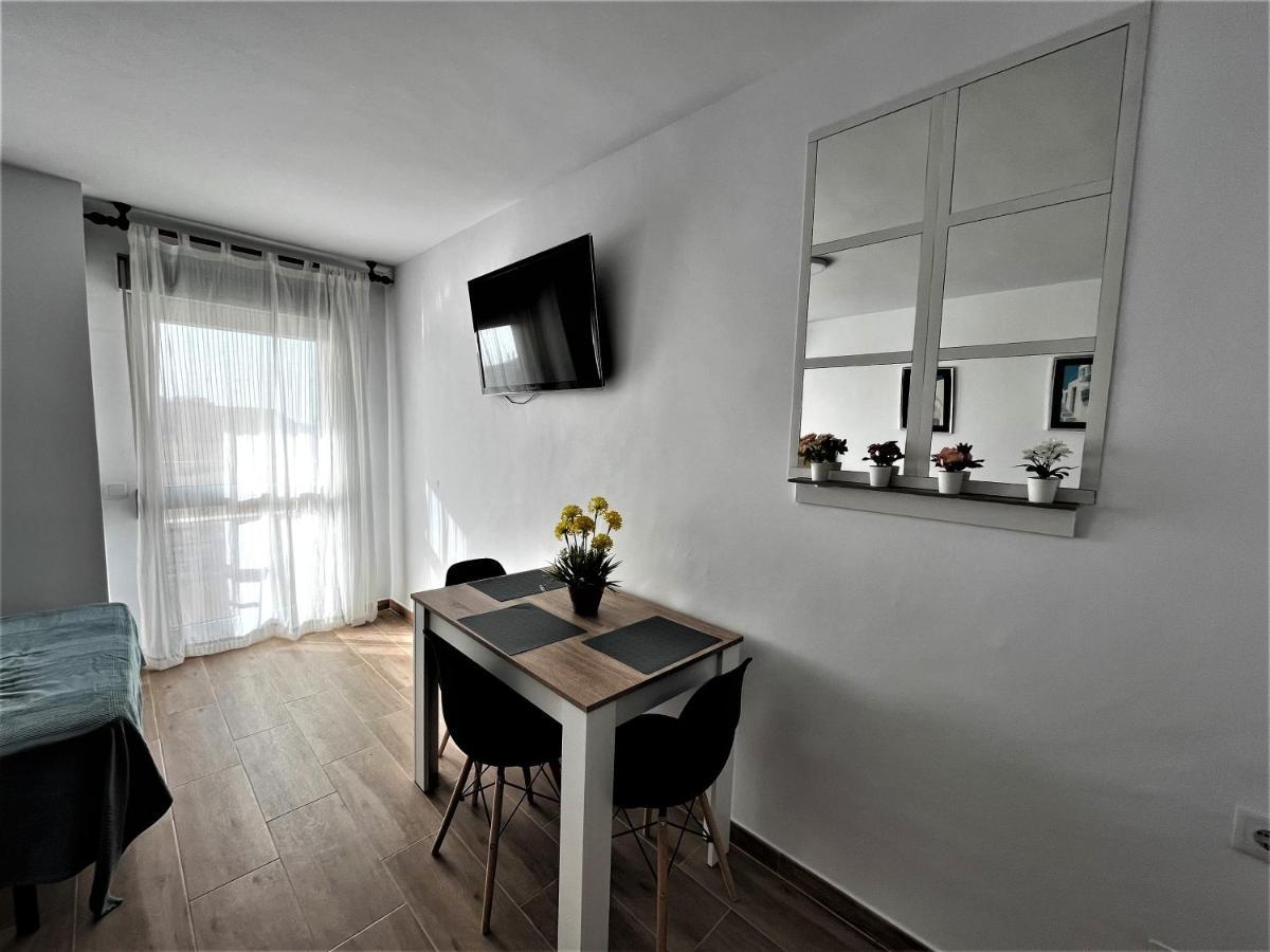 Ver7 - Estudio, Wifi, Fire Stick Amazon, Terraza, Vistas Al Mar, Piscina Torremolinos Buitenkant foto